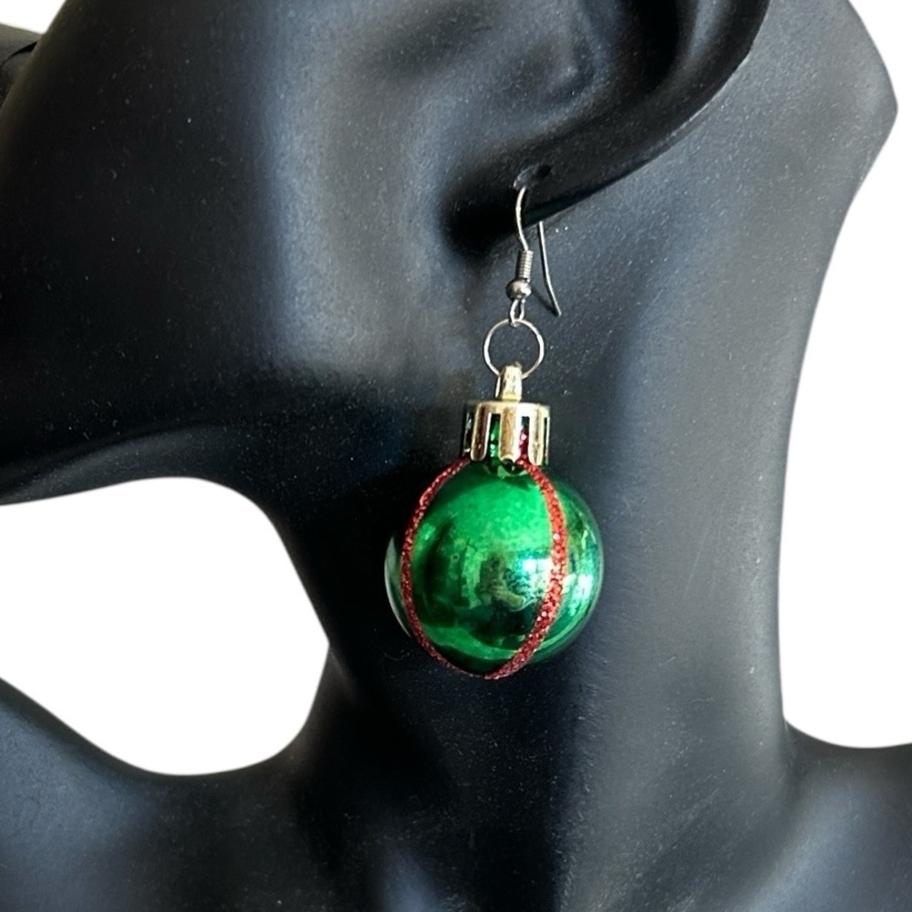 Green Christmas Ornament Dangling Pierced Earrings Ugly Sweater Party